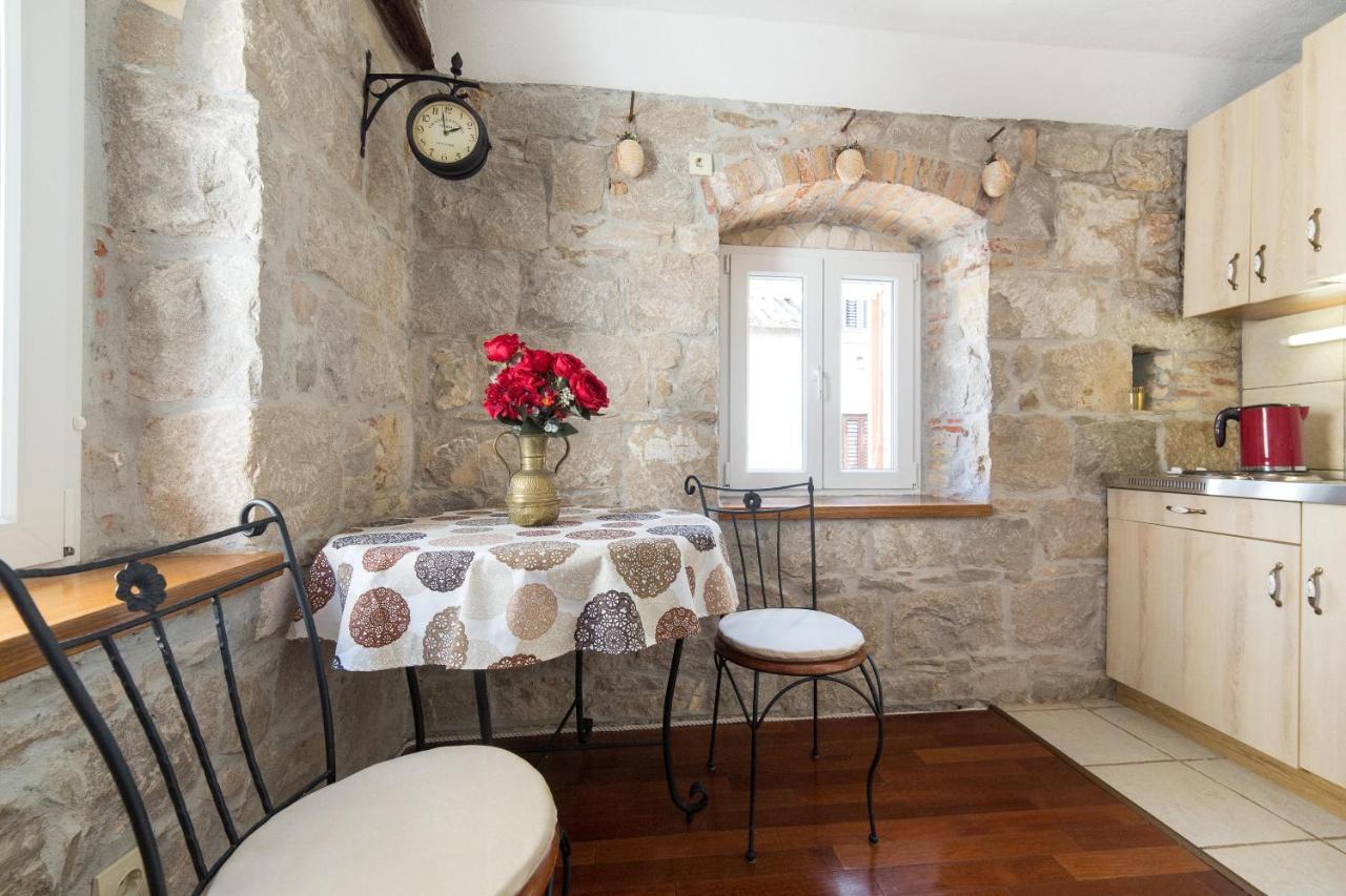 Guesthouse Mirula Split Eksteriør billede